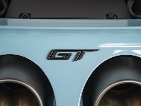 Used 2019 Ford GT RWD image 14