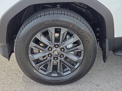 New 2026 Toyota Land Cruiser image 5