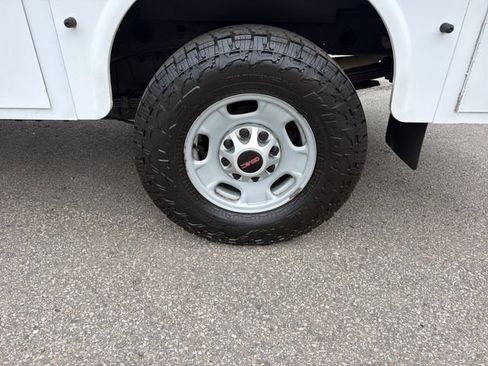Used 2019 GMC Sierra 2500 4x4 Double Cab w/ Sierra Convenience Package image 29