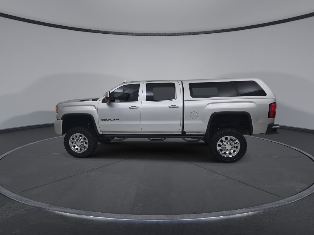 Used 2017 GMC Sierra 2500 Denali w/ Duramax Plus Package AWD/4WD image 11