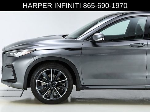 Used 2025 INFINITI QX50 Sport image 3