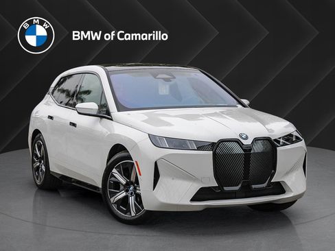 New 2026 BMW iX xDrive60 w/ Premium Package image 1