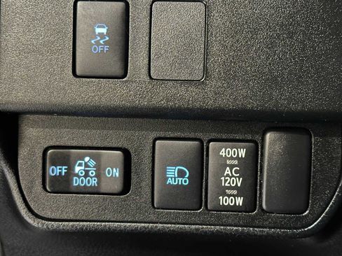 Certified 2021 Toyota Tacoma TRD Off-Road w/ TRD Premium Off Road Package image 17