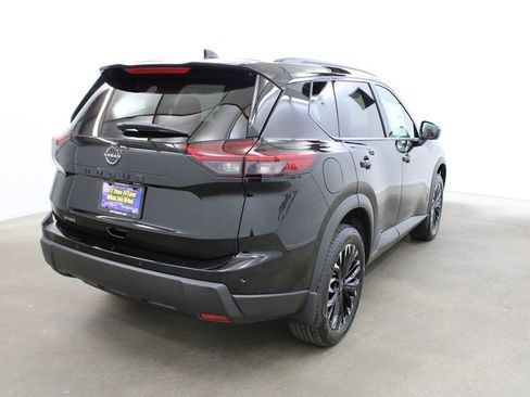 New 2026 Nissan Rogue SV image 5
