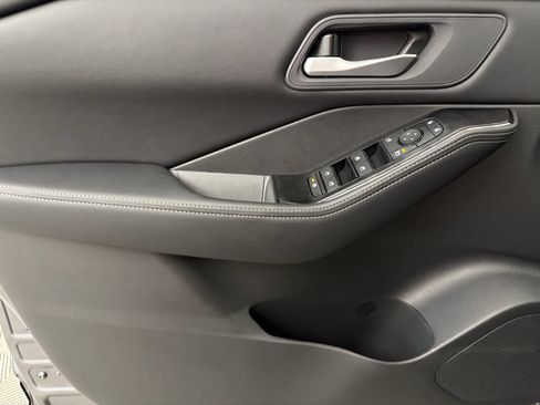 New 2026 Nissan Rogue SV AWD/4WD image 22
