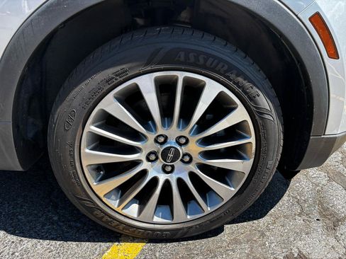 Used 2017 Lincoln MKC Reserve AWD/4WD image 10