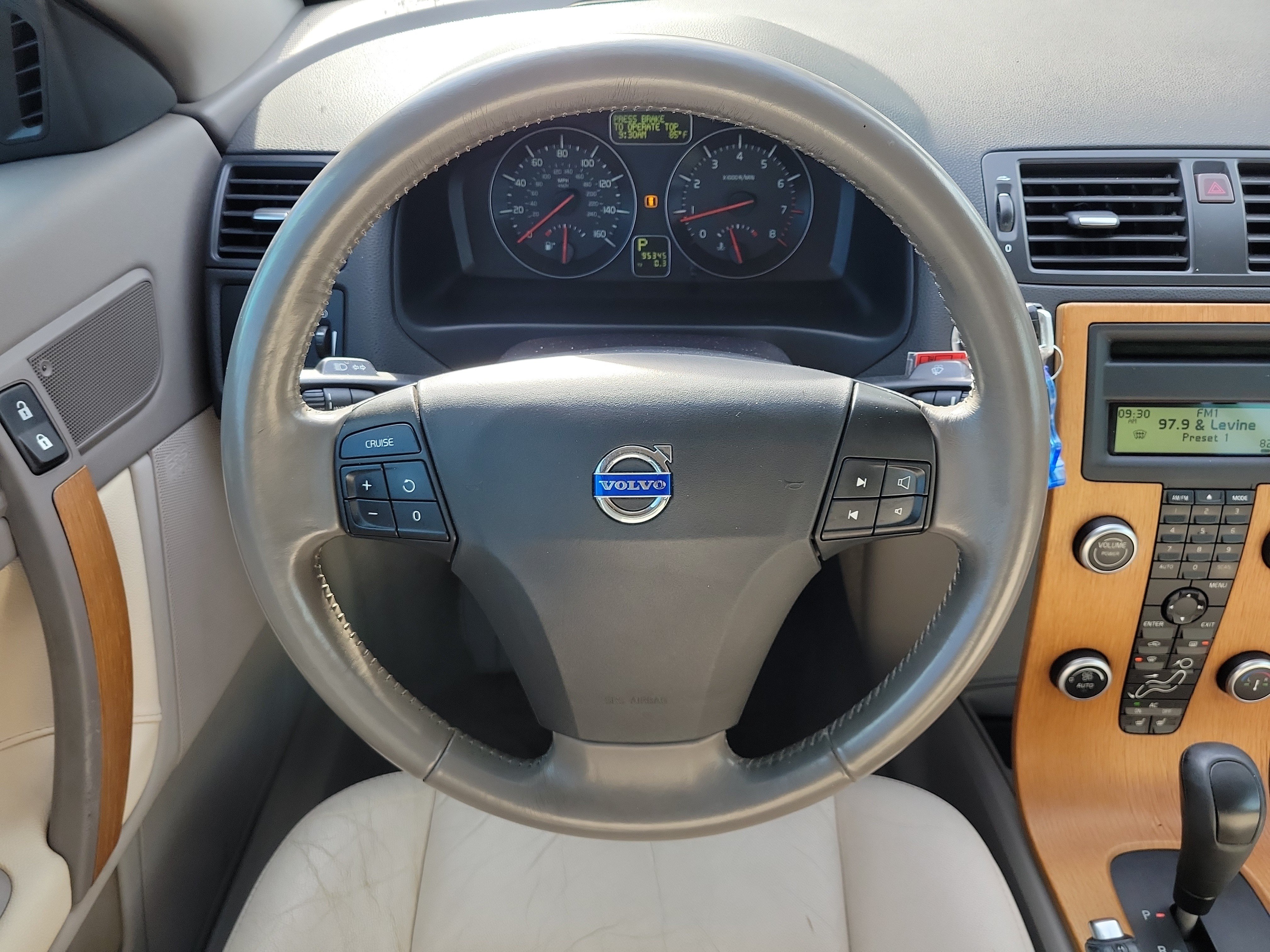 Used 2008 Volvo C70 T5 FWD image 15