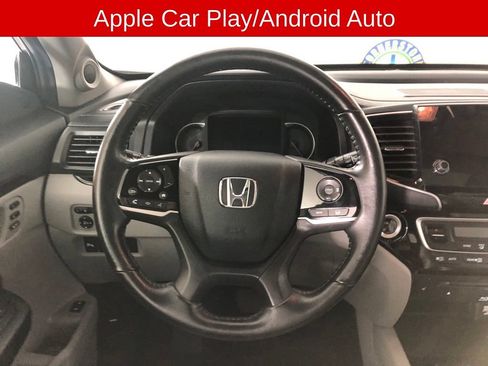 Used 2022 Honda Pilot Touring image 6