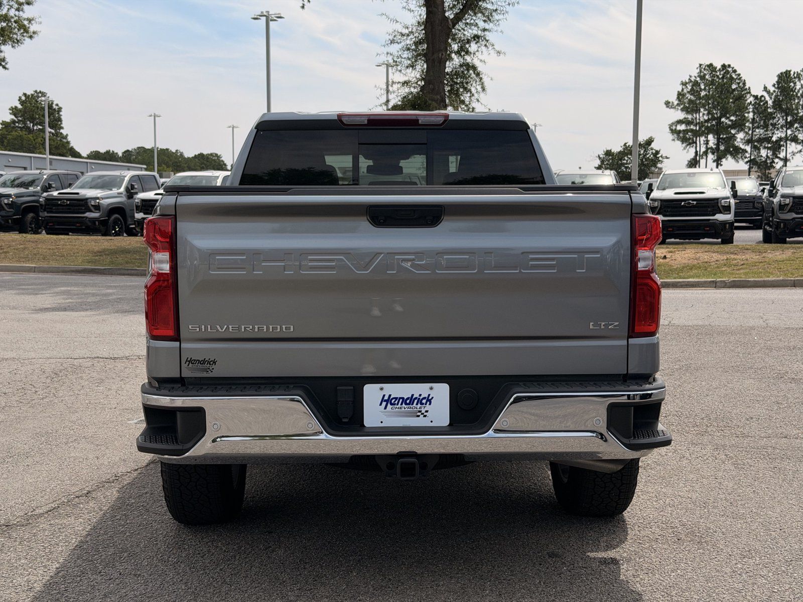 Used 2024 Chevrolet Silverado 1500 LTZ w/ LTZ Premium Package RWD image 11