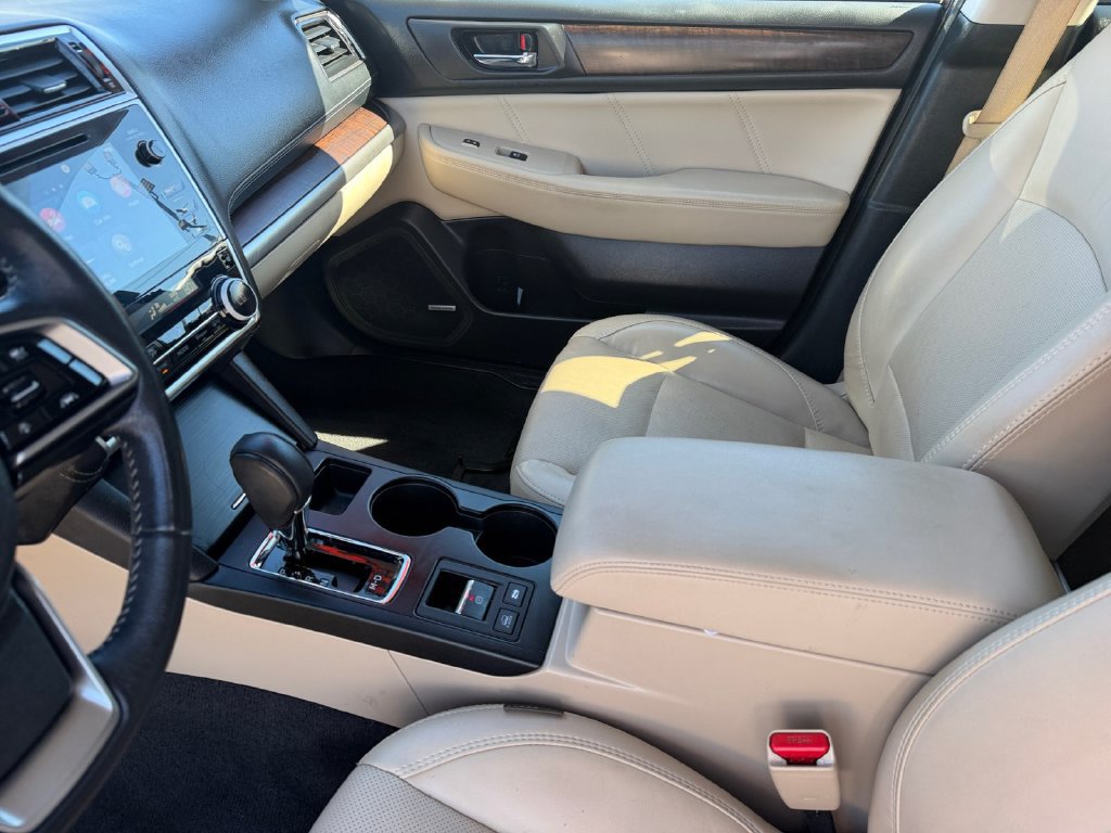 Used 2019 Subaru Outback 2.5i Limited AWD/4WD image 12