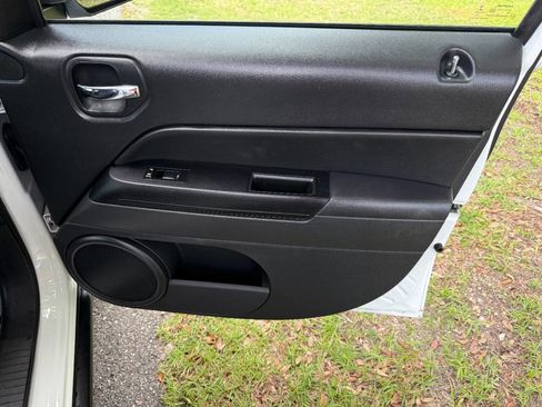 Used 2016 Jeep Patriot Sport w/ Power Value Group image 47