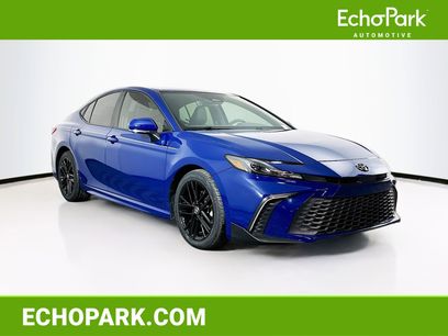 Used 2025 Toyota Camry SE w/ Multimedia Upgrade Package