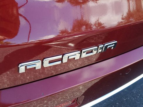 Used 2018 GMC Acadia Denali w/ Technology Package image 2