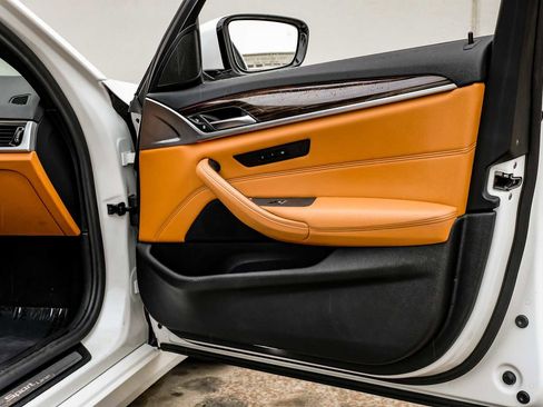 Used 2020 BMW 530i w/ Premium Package image 45