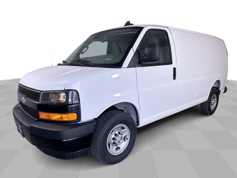 New 2025 Chevrolet Express 2500 w/ Driver Convenience Package RWD image 36