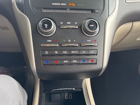 Used 2017 Lincoln MKC Reserve w/ Class II Trailer Tow Package image 31