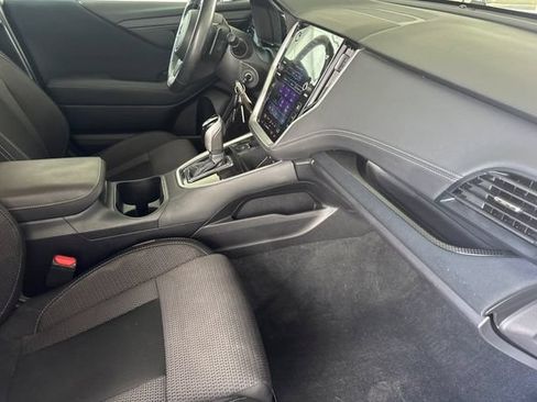 Used 2022 Subaru Outback Premium AWD/4WD image 18