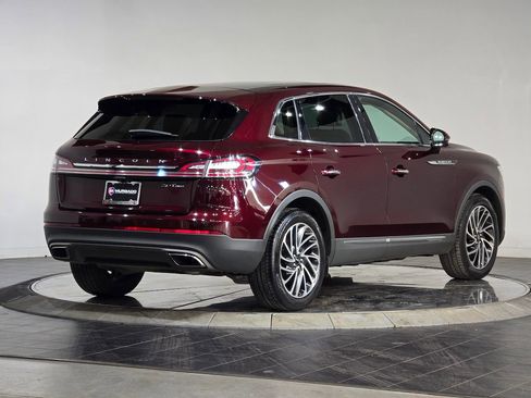 Used 2019 Lincoln Nautilus Reserve w/ Driver Assistance Package image 10