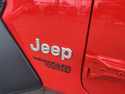 Used 2020 Jeep Wrangler Unlimited Sport S AWD/4WD image 11