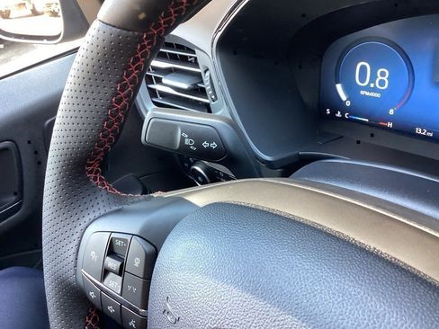 New 2025 Ford Escape ST-Line Elite image 46