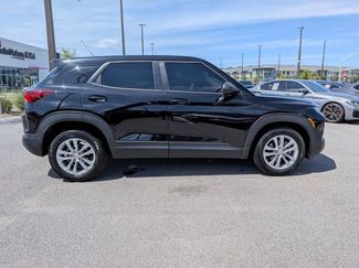 Used 2021 Chevrolet TrailBlazer LS FWD video 4