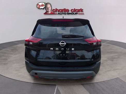 Used 2023 Nissan Rogue S FWD image 5