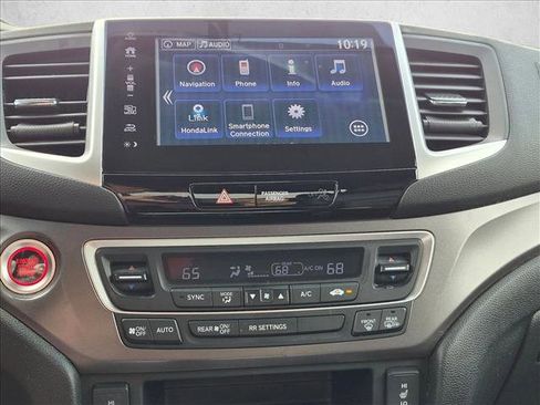Used 2017 Honda Ridgeline RTL-T image 11