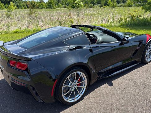 Used 2019 Chevrolet Corvette Grand Sport RWD image 4