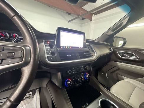 Used 2021 Chevrolet Tahoe Z71 w/ Rear Media and Nav Package image 18