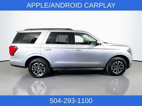 Certified 2024 Ford Expedition XLT image 4