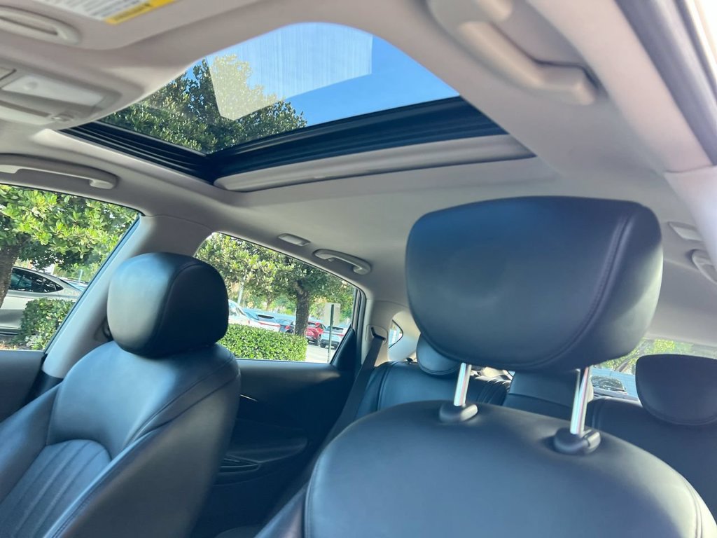 Used 2017 INFINITI QX50 2WD w/ Technology Package image 19