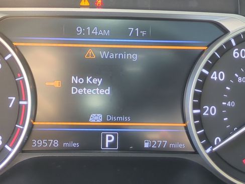 Used 2021 Nissan Sentra SR w/ SR Premium Package FWD image 20