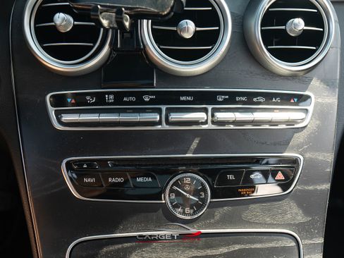 Used 2017 Mercedes-Benz C 300 4MATIC Sedan w/ Sport Package image 33