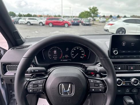 Used 2022 Honda Civic Sport image 13