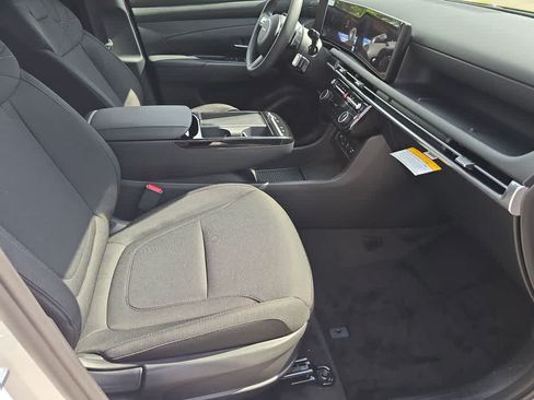 New 2026 Hyundai Tucson SEL FWD image 22
