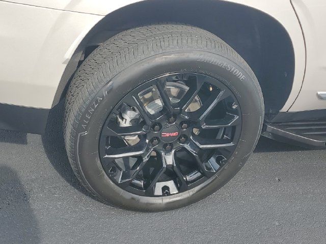 Certified 2024 GMC Yukon Denali AWD/4WD image 5
