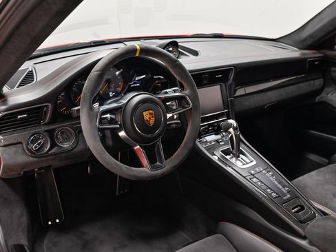 Used 2016 Porsche 911 GT3 RS RWD image 12
