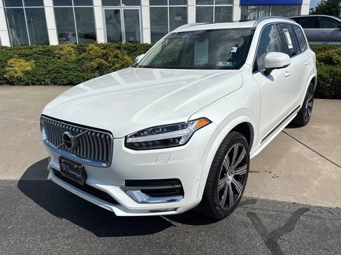 Certified 2024 Volvo XC90 B6 Ultimate w/ Lounge Package AWD/4WD image 2