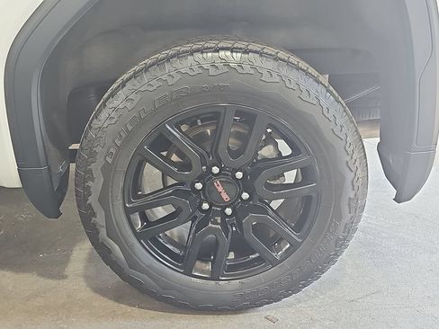 Used 2023 GMC Sierra 1500 Elevation AWD/4WD image 38