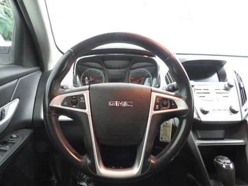 Used 2017 GMC Terrain SLE w/ Convenience Package FWD image 14