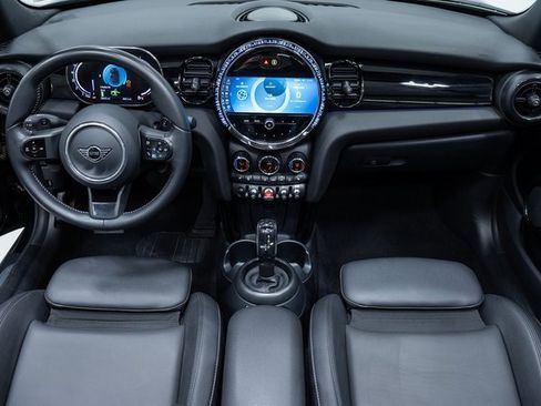 Used 2024 MINI Cooper S image 17