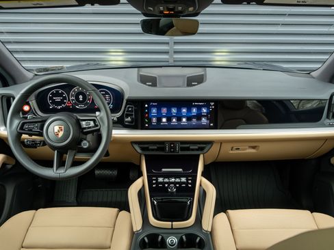 New 2026 Porsche Cayenne image 19