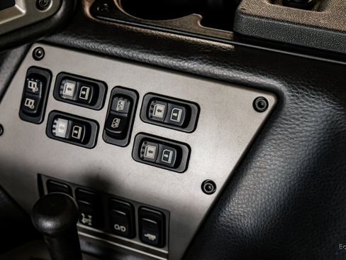 Used 2006 HUMMER H1 4-Door Wagon image 75