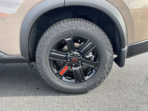 New 2026 Nissan Rogue SV image 9