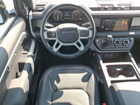 Used 2024 Land Rover Defender 110 S AWD/4WD image 3