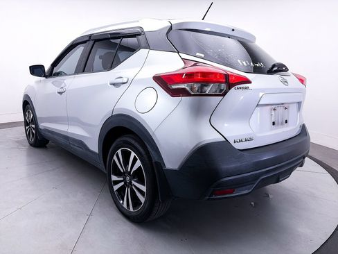 Used 2018 Nissan Kicks SV FWD image 7