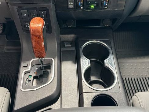 Certified 2019 Toyota Sequoia Platinum AWD/4WD image 15