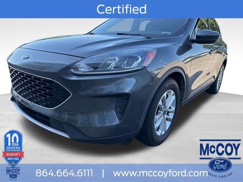 Used 2020 Ford Escape SE FWD image 1