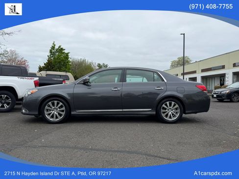Used 2011 Toyota Avalon Limited FWD image 5