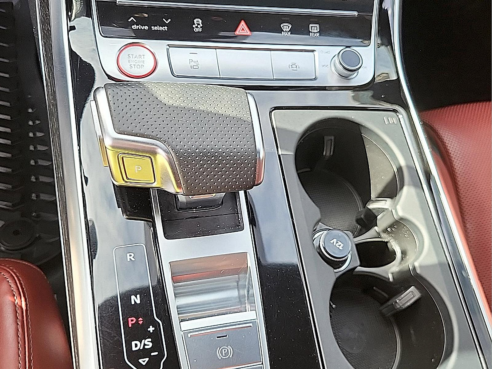 Used 2020 Audi SQ7 Prestige w/ Prestige Package AWD/4WD image 31